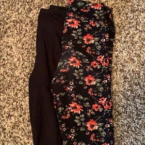 2 pairs of Lularoe girls leggings